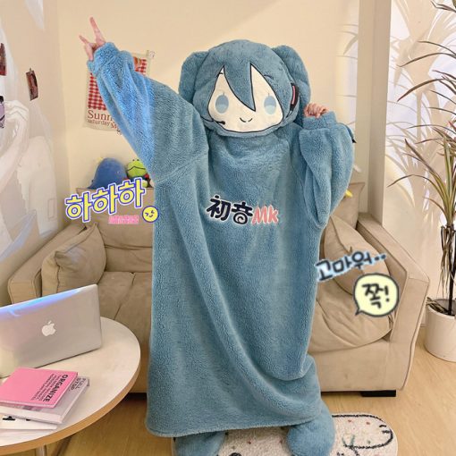 Miku Cartoon Women's Coral Fleece Hooded Robe – Fun Costume and Cozy Homewear - Image 4